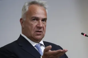Νέο πλαίσιο για το μεταναστευτικό: Τι φέρνει το νομοσχέδιο Βορίδη
