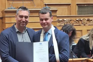 Βράβευση της φοιτητικής ομάδας εθελοντικής αιμοδοσίας «Φλέβα Ζωής» του Πανεπιστημίου Πατρών