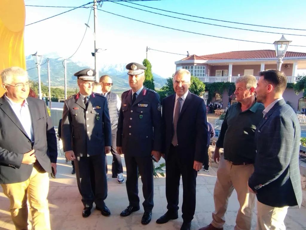 Εγκαίνια νέου Δημαρχείου Ερυμάνθου-Λιβάνιος: Έρχονται χρήματα για την οδοποιία ΦΩΤΟ-ΒΙΝΤΕΟ