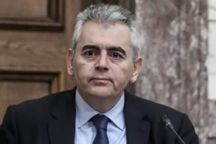 O Μητσοτάκης προτείνει τον Μάξιμο Χαρακόπουλο για Γραμματέα της ΚΟ της ΝΔ