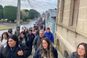 Χιλή: Φόβος για τσουνάμι μετά τα 7,4 Ρίχτερ, εκκένωση παράκτιων περιοχών ΒΙΝΤΕΟ