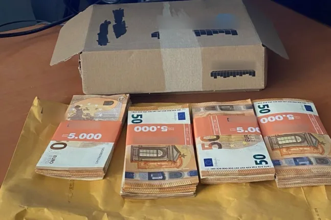 Ανακύκλωσε… 20.000 ευρώ: Η τύχη, η γκάφα και η σωτήρια εντιμότητα Ανακύκλωσε