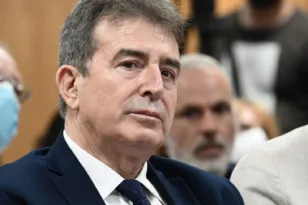 Έγκληση Χρυσοχοΐδη για αναφορά του ονόματός του σε υπόθεση trafficking – Ζητά κατεπείγουσα έρευνα και διώξεις