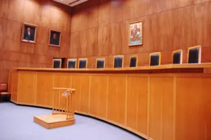 Ομόφωνα ένοχος και πάλι, επιστροφή στη φυλακή για τον κρεοπώλη