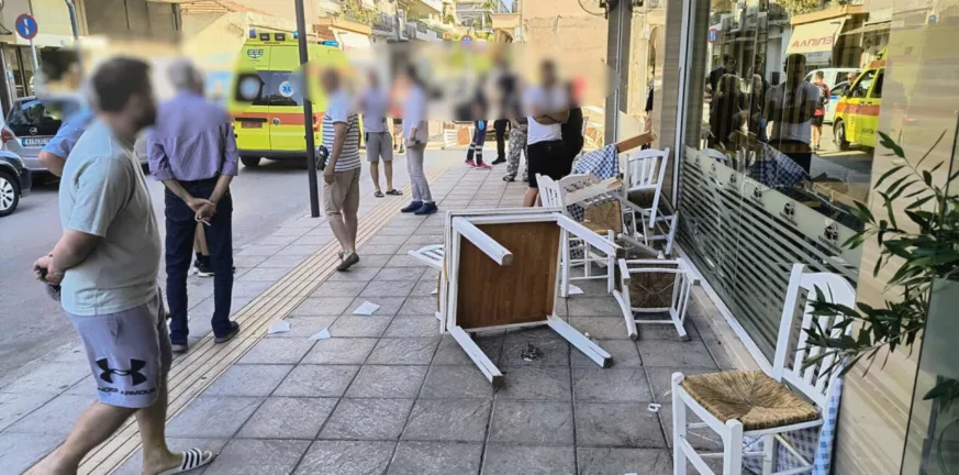 «Εισβολή» ΙΧ σε κατάστημα στο Αγρίνιο, παρέσυρε τραπεζοκαθίσματα και τα πάντα στο διάβα του! ΒΙΝΤΕΟ, ΦΩΤΟ «Εισβολή» ΙΧ σε κατάστημα στο Αγρίνιο, παρέσυρε τραπεζοκαθίσματα και τα πάντα στο διάβα του! ΒΙΝΤΕΟ, ΦΩΤΟ