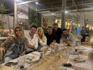 Πού πήγε για φαγητό στην Πάτρα και με ποιους ο Θοδωρής Φέρρης