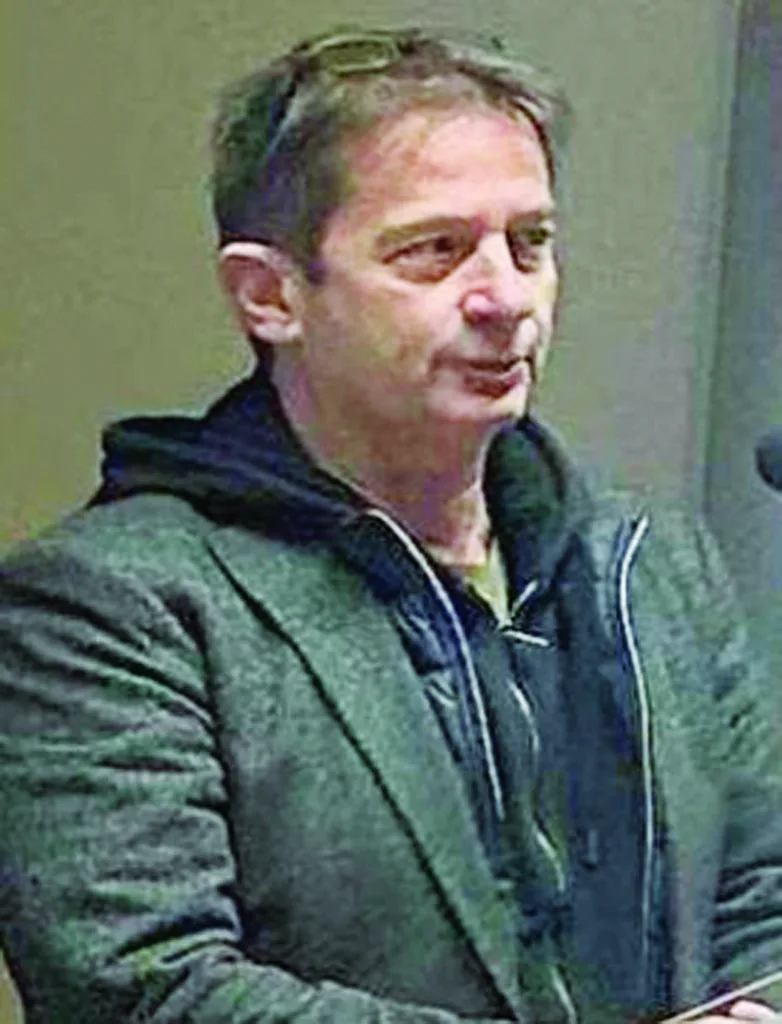 Οι ξαπλώστρες του... Μίδα πλησιάζουν και στην Αχαΐα - Ποιο το κόστος σε μαγαζιά που θα βάλουν χρέωση