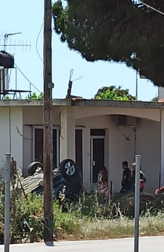 Δυτική Αχαΐα: Σοκαριστικό τροχαίο, αυτοκίνητο σε..σπίτι! ΦΩΤΟ Δυτική Αχαΐα: Σοκαριστικό τροχαίο, αυτοκίνητο σε..σπίτι! ΦΩΤΟ