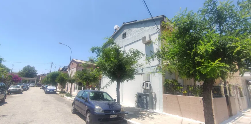 Πάτρα - Εργατικές κατοικίες Αγίου Νεκταρίου: 70 χρόνια σε επικίνδυνα σπίτια ΦΩΤΟ Πάτρα - Εργατικές κατοικίες Αγίου Νεκταρίου: 70 χρόνια σε επικίνδυνα σπίτια ΦΩΤΟ