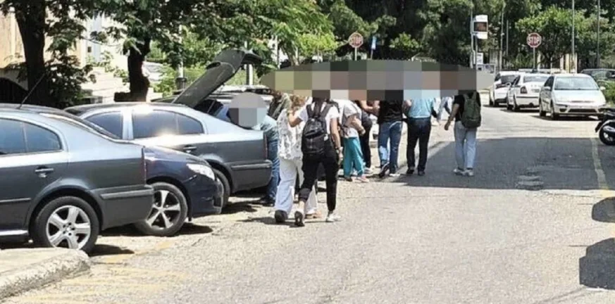 Αγρίνιο: Στον αέρα η απόφαση για τους έξι κατηγορούμενους στην υπόθεση με τα αναπηρικά επιδόματα Αγρίνιο: Στον αέρα η απόφαση για τους έξι κατηγορούμενους στην υπόθεση με τα αναπηρικά επιδόματα
