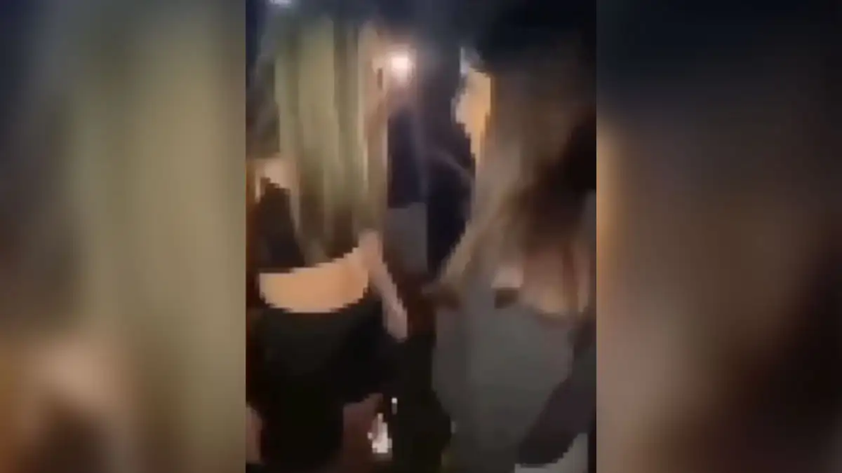 Αγρίνιο: Τρεις 13χρονες είχαν κάνει κόλαση τη ζωή συνομήλικής τους - Χειροπέδες και στους γονείς τους