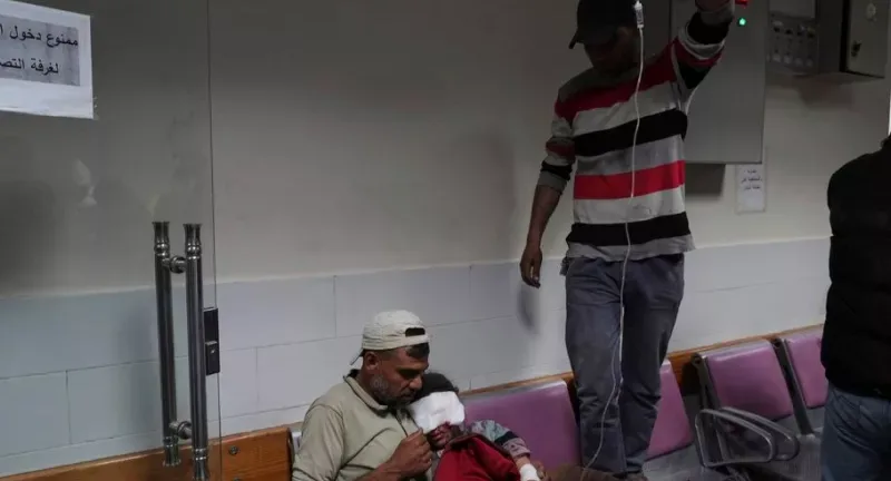 Μόνο δύο νοσοκομεία λειτουργούν πλέον στην Γάζα, έκκληση για προστασία Μόνο δύο νοσοκομεία λειτουργούν πλέον στην Γάζα, έκκληση για προστασία