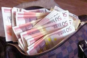 Πάτρα: Αφησε χιλιάδες ευρώ σε παγκάκι για «θύμα» τροχαίου