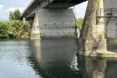«Έβγαζε αίμα από το στόμα και τη μύτη. Δεν σκέφτηκα λεπτό τη ζωή μου, ήθελα μόνο να τα σώσω», η μαρτυρία του ήρωα που έσωσε τα παιδιά