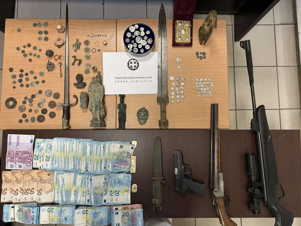 ΑΠΟΚΑΛΥΨΗ: Φύλακας έκλεβε και πωλούσε αρχαία, με φορτηγά έφευγαν για το εξωτερικό ΦΩΤΟ
