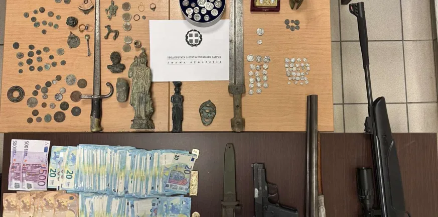 ΑΠΟΚΑΛΥΨΗ - Σωφρονιστικός υπάλληλος και Αρχαιοφύλακας στο κύκλωμα αρχαιοκαπηλίας ΦΩΤΟ ΑΠΟΚΑΛΥΨΗ - Σωφρονιστικός υπάλληλος και Αρχαιοφύλακας στο κύκλωμα αρχαιοκαπηλίας ΦΩΤΟ
