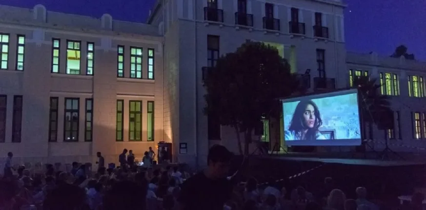 20 Χρόνια Σινεμά στην Αυλή: Το Διεθνές Φεστιβάλ Ταινιών Μικρού Μήκους του ΑΣΤΟ γιορτάζει με θερινές προβολές και βραβεία 20 Χρόνια Σινεμά στην Αυλή: Το Διεθνές Φεστιβάλ Ταινιών Μικρού Μήκους του ΑΣΤΟ γιορτάζει με θερινές προβολές και βραβεία