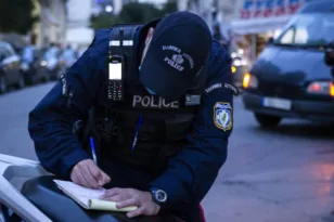 Δείτε σε ποια ελληνική πόλη απαγορεύτηκαν οι συγκεντρώσεις λόγω της ανακατασκευασμένης συναγωγής «Ετς Χαγίμ»!