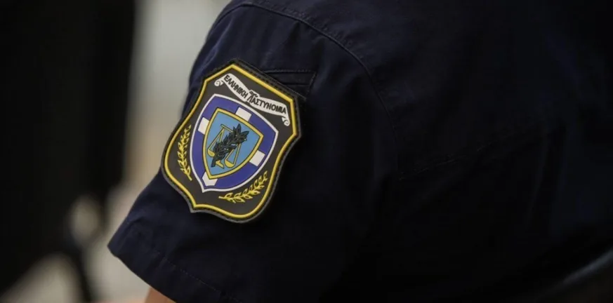 Σοκ στο Μεσολόγγι: Αστυνομικός φέρεται να έδωσε τέλος στη ζωή του με το υπηρεσιακό του όπλο ΝΕΟΤΕΡΑ Σοκ στο Μεσολόγγι: Αστυνομικός φέρεται να έδωσε τέλος στη ζωή του με το υπηρεσιακό του όπλο ΝΕΟΤΕΡΑ