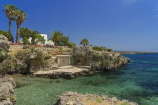 Αβλέμονας Κυθήρων: Το γραφικό ψαροχώρι της Ελλάδας