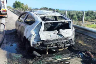 Ιόνια Οδός: Εν κινήσει ΙΧ έγινε παρανάλωμα του πυρρός! ΦΩΤΟ