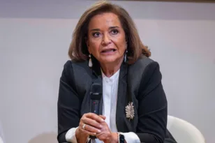 Μπακογιάννη: «Ο Σαμαράς λέει πολλά, αλλά δεν κάνει τίποτα – Το ποτάμι δεν γυρίζει πίσω»