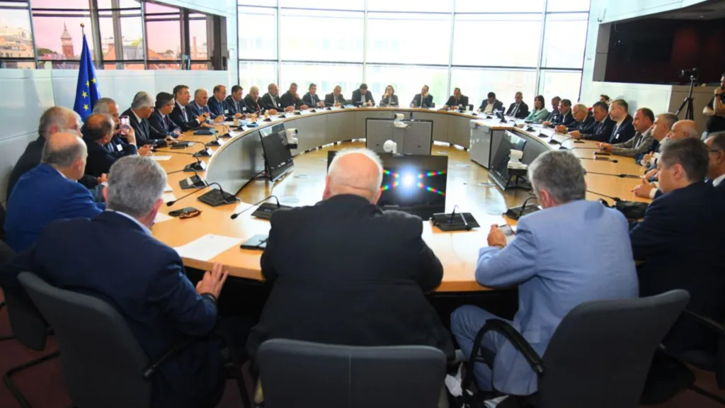 Θανάσης Παπαδόπουλος: Μια καλή αρχή ώστε να μειωθεί η απόσταση που μάς χωρίζει απ’ τις Βρυξέλλες