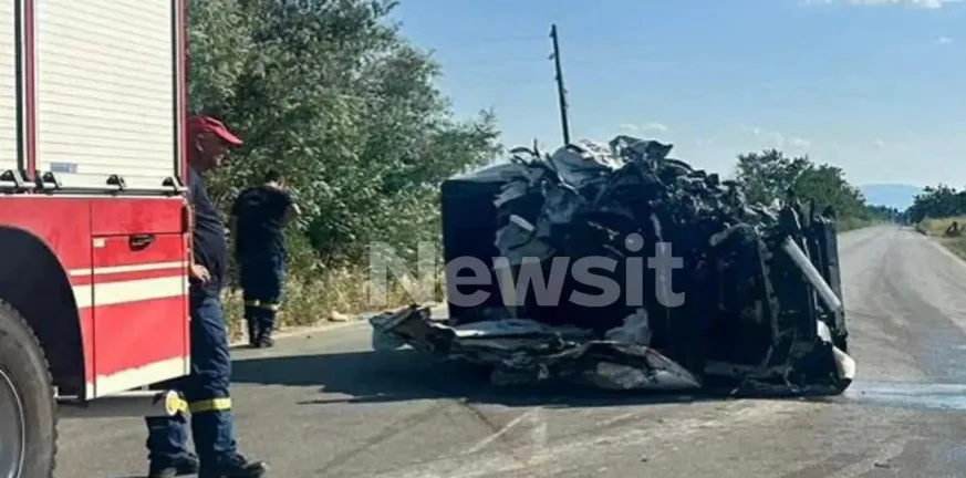 Θεσσαλονίκη: Ελεύθερος ο οδηγός του φορτηγού - Δύο νεκροί στο τροχαίο, 9χρονος σώθηκε και ζητά τον αδερφό του Θεσσαλονίκη: Ελεύθερος ο οδηγός του φορτηγού - Δύο νεκροί στο τροχαίο, 9χρονος σώθηκε και ζητά τον αδερφό του