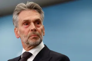 Γιατί παραιτήθηκε ο πρωθυπουργός της Ολλανδίας, Ντικ Σχοφ