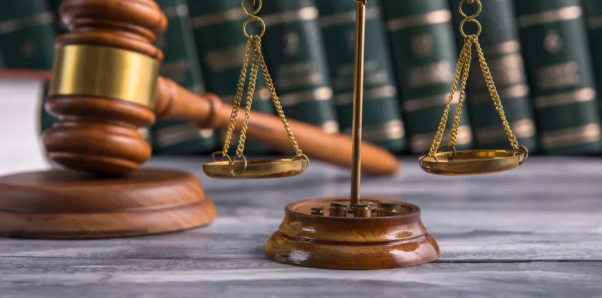 Οι σαρωτικές αλλαγές στον Κώδικα Πολιτικής Δικονομίας, που μειώνουν στο μισό τον χρόνο έκδοσης τελεσίδικων αποφάσεων Οι σαρωτικές αλλαγές στον Κώδικα Πολιτικής Δικονομίας, που μειώνουν στο μισό τον χρόνο έκδοσης τελεσίδικων αποφάσεων