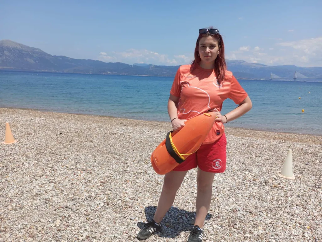 Ναυαγοσώστες Πάτρας: Γυναικεία υπόθεση η ασφάλεια στις ακτές ΦΩΤΟ Ναυαγοσώστες Πάτρας: Γυναικεία υπόθεση η ασφάλεια στις ακτές ΦΩΤΟ