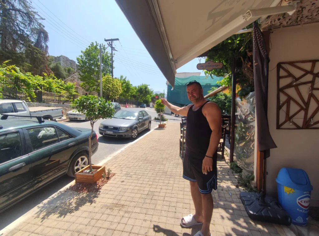 Πάτρα: Μια πόλη μέσα στη σκόνη από έργα που δείχνουν να μην έχουν τελειωμό ΦΩΤΟ Πάτρα: Μια πόλη μέσα στη σκόνη από έργα που δείχνουν να μην έχουν τελειωμό ΦΩΤΟ
