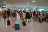 Πάνω από 60 εκατ. επιβάτες σε 8 μήνες: Τα ελληνικά αεροδρόμια οδεύουν σε νέο ιστορικό ρεκόρ