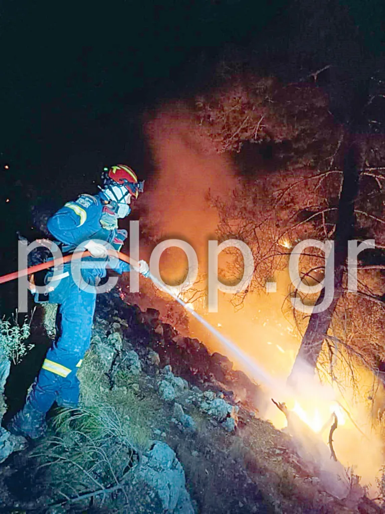 Οι «δασοκομάντος» της Πάτρας... στη Χίο - Η «Π» με την 6η ΕΜΟΔΕ στα πύρινα μέτωπα Οι «δασοκομάντος» της Πάτρας... στη Χίο - Η «Π» με την 6η ΕΜΟΔΕ στα πύρινα μέτωπα