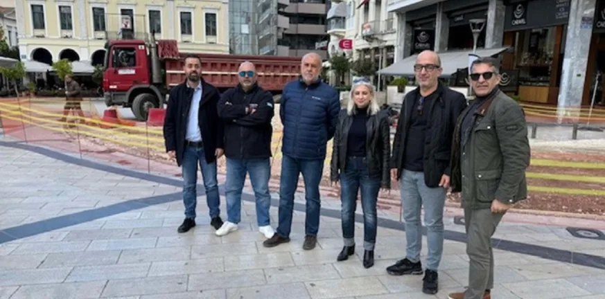 Πάτρα - Εμπορική Ανανέωση: «Ακόμη μία επιβάρυνση για τη μικρομεσαία επιχείρηση» Πάτρα - Εμπορική Ανανέωση: «Ακόμη μία επιβάρυνση για τη μικρομεσαία επιχείρηση»