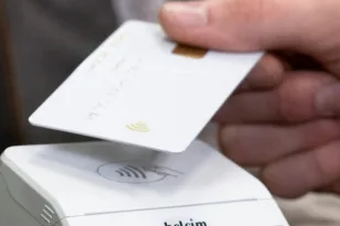 Προπληρωμένη κάρτα για επιδόματα: Μέχρι τις 15 Ιουνίου η απόκτηση – Τι μπορείς να αγοράζεις