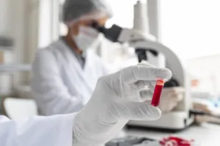 Θανατηφόρος μύκητας εξελίσσεται σε νέο «όπλο» κατά της λευχαιμίας