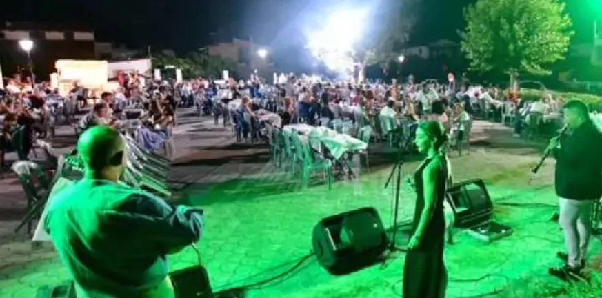 Από τις Εργατικές Κατοικίες Ταραμπούρα ξεκινά το Σάββατο 21 Ιουνίου το «Φεστιβάλ στις Γειτονιές» Από τις Εργατικές Κατοικίες Ταραμπούρα ξεκινά το Σάββατο 21 Ιουνίου το «Φεστιβάλ στις Γειτονιές»