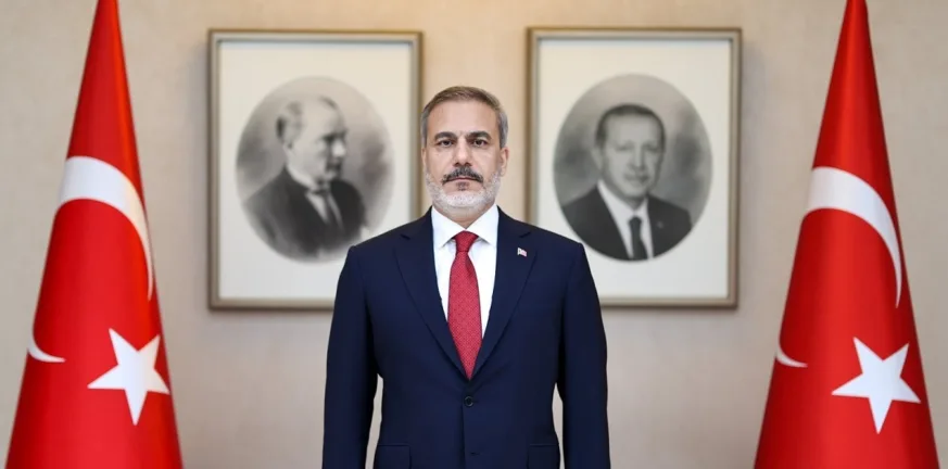 Φιντάν μετωπικά κατά Ελλάδας: «Στερούνται δικαιωμάτων οι Τούρκοι σε Δωδεκάνησα και Θράκη» Φιντάν μετωπικά κατά Ελλάδας: «Στερούνται δικαιωμάτων οι Τούρκοι σε Δωδεκάνησα και Θράκη»