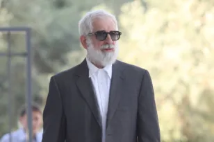 «Έχω κάνει λάθη, αλλά ποτέ δεν βίασα» - Οσα είπε στην απολογία του ο Πέτρος Φιλιππίδης