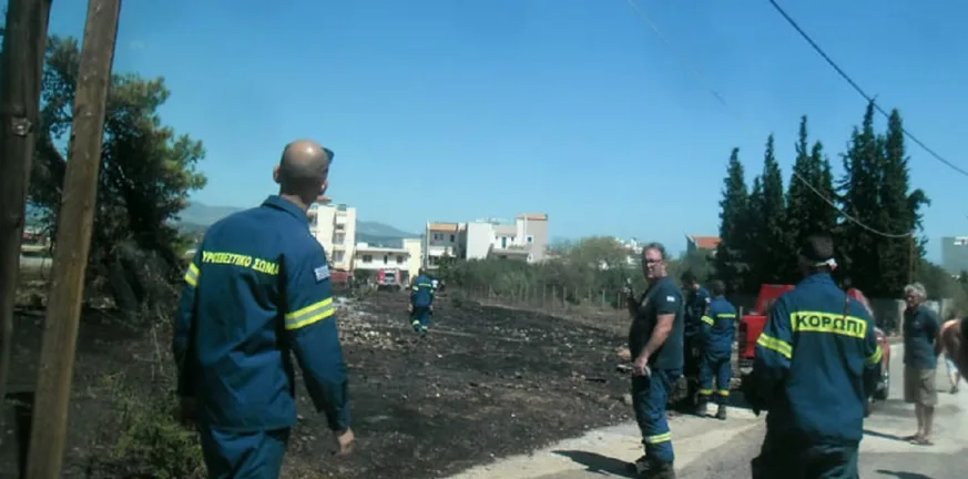 Φωτιά σε οικοπεδικούς χώρους στο Κορωπί – Υπό έλεγχο η πυρκαγιά στην Αγία Μαρίνα Φωτιά σε οικοπεδικούς χώρους στο Κορωπί – Υπό έλεγχο η πυρκαγιά στην Αγία Μαρίνα