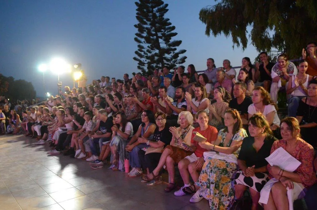 «Για εμάς…»: Ο χορός ως μήνυμα ειρήνης από το Χορευτικό του Δήμου Πατρέων