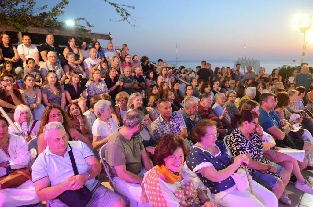 «Για εμάς…»: Ο χορός ως μήνυμα ειρήνης από το Χορευτικό του Δήμου Πατρέων
