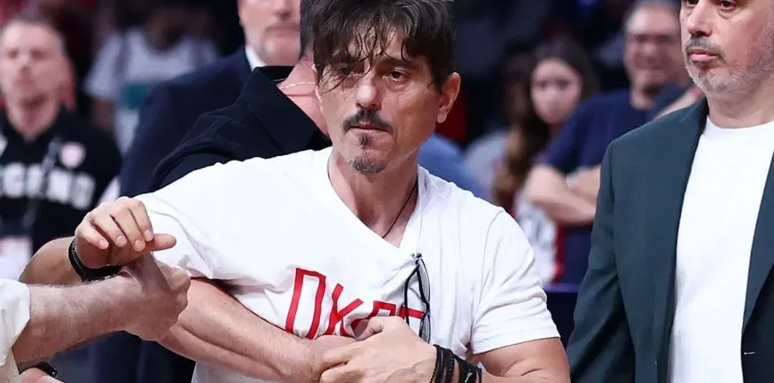Ολυμπιακός κατά Γιαννακόπουλου: «Είχαμε προειδοποιήσει, ντροπιαστική παράσταση» Ολυμπιακός κατά Γιαννακόπουλου: «Είχαμε προειδοποιήσει, ντροπιαστική παράσταση»