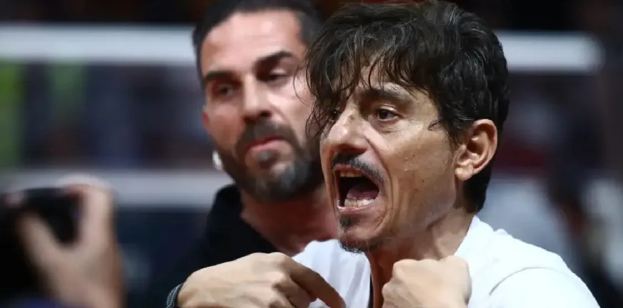 Η ΚΑΕ Ολυμπιακός ζητά αποκλεισμό δύο ετών και πρόστιμο για τον Δημήτρη Γιαννακόπουλο: Καταγγελία-φωτιά στον ΕΣΑΚΕ Η ΚΑΕ Ολυμπιακός ζητά αποκλεισμό δύο ετών και πρόστιμο για τον Δημήτρη Γιαννακόπουλο: Καταγγελία-φωτιά στον ΕΣΑΚΕ