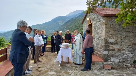 Στην αγκαλιά του Ερύμανθου: Η Δροσιά Τριταίας σας καλεί σε μια γιορτή καρδιάς και παράδοσης