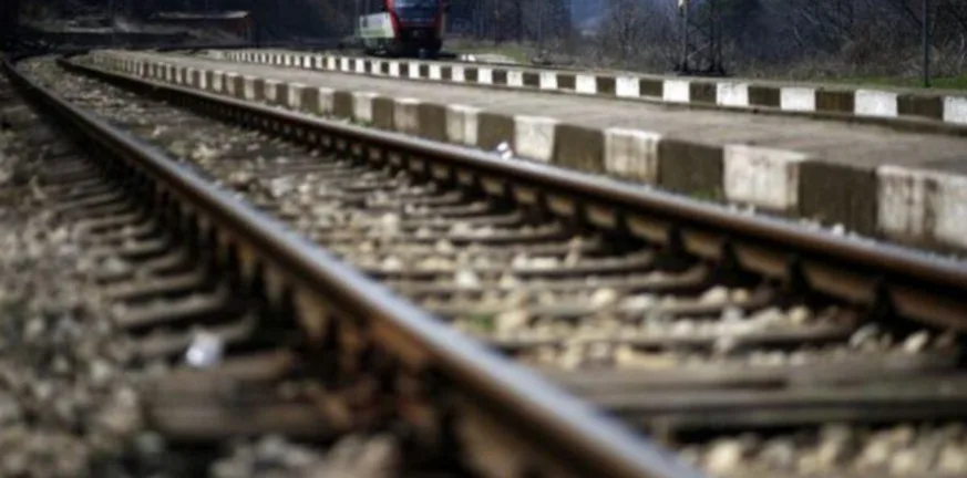 Τραγωδία στον Έβρο: Νεκρός άνδρας που παρασύρθηκε από τρένο στο Θούριο Τραγωδία στον Έβρο: Νεκρός άνδρας που παρασύρθηκε από τρένο στο Θούριο