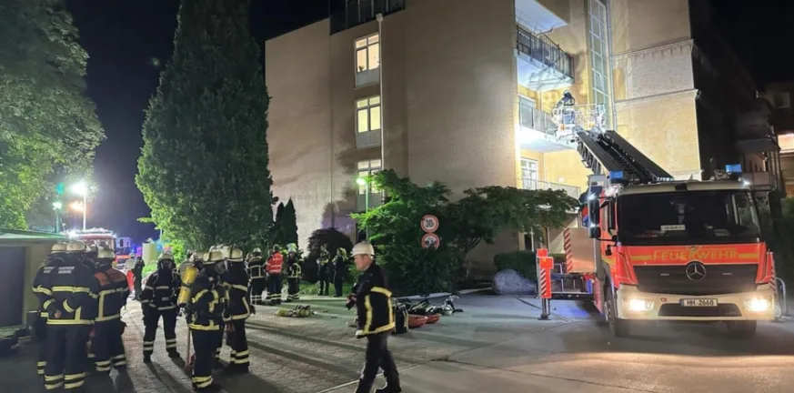 Γερμανία: Τρεις νεκροί μετά από πυρκαγιά σε νοσοκομείο του Αμβούργου Γερμανία: Τρεις νεκροί μετά από πυρκαγιά σε νοσοκομείο του Αμβούργου