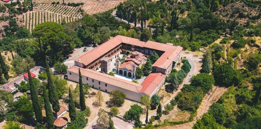 Μητρόπολη Καλαβρύτων και Αιγιάλειας: «Ιερή» εμπλοκή στο σκάνδαλο ΟΠΕΚΕΠΕ - Η Μονή Ταξιαρχών Αιγίου βρέθηκε με βοσκοτόπια... στα Κύθηρα Μητρόπολη Καλαβρύτων και Αιγιάλειας: «Ιερή» εμπλοκή στο σκάνδαλο ΟΠΕΚΕΠΕ - Η Μονή Ταξιαρχών Αιγίου βρέθηκε με βοσκοτόπια... στα Κύθηρα