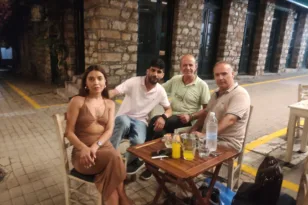 Πάτρα: «Ρουκέτες» στην Ηφαίστου για τις διαγραμμίσεις – Επίθεση επιχειρηματιών του πεζοδρόμου κατά Δήμου-ΣΚΕΑΝΑ